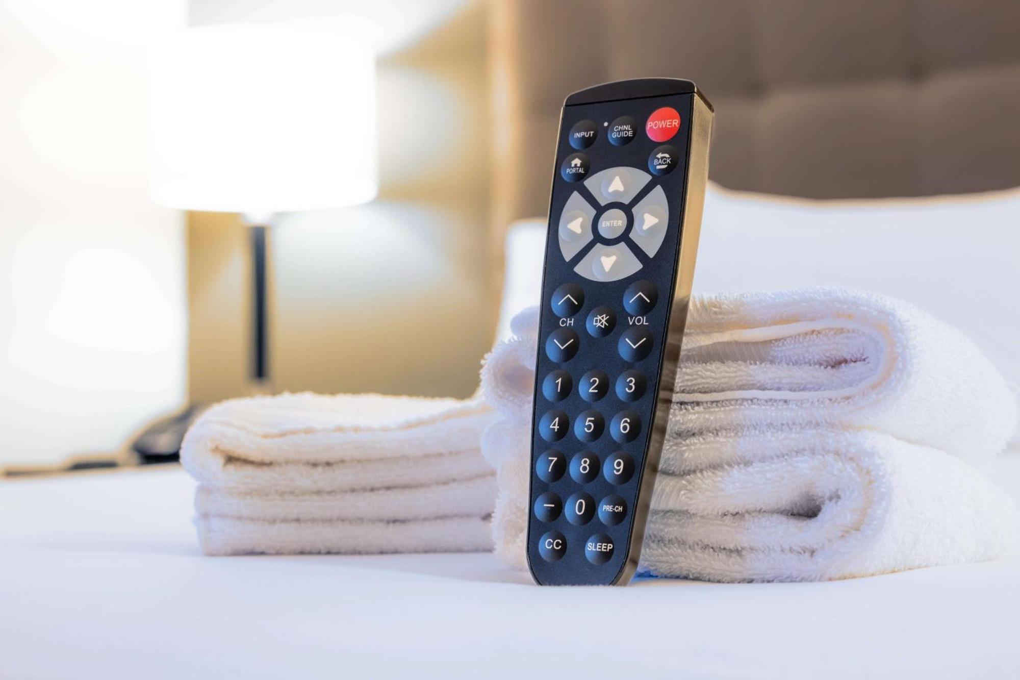 Drury Inn & Suites St. Louis Creve Coeur Bagian luar foto