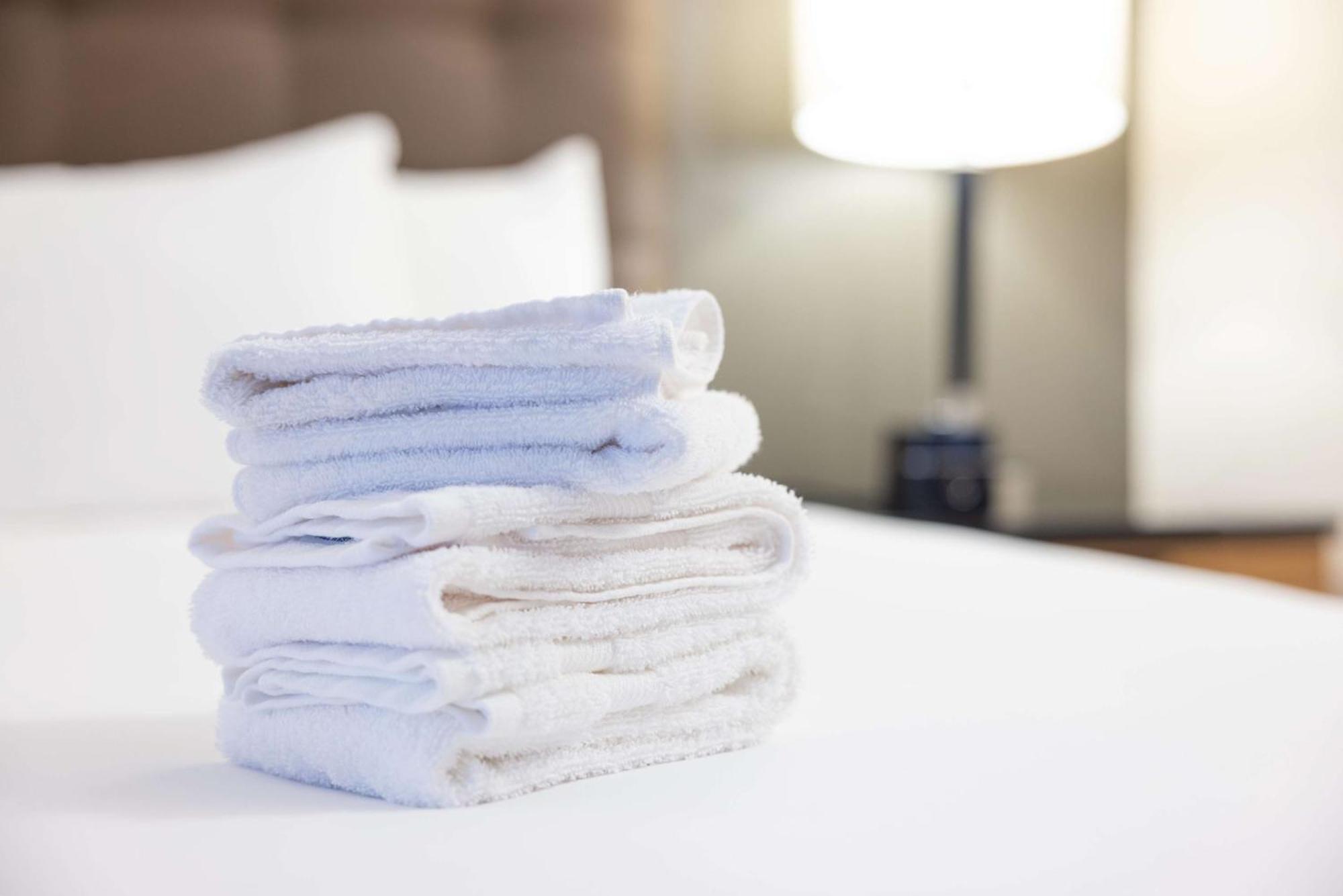Drury Inn & Suites St. Louis Creve Coeur Bagian luar foto